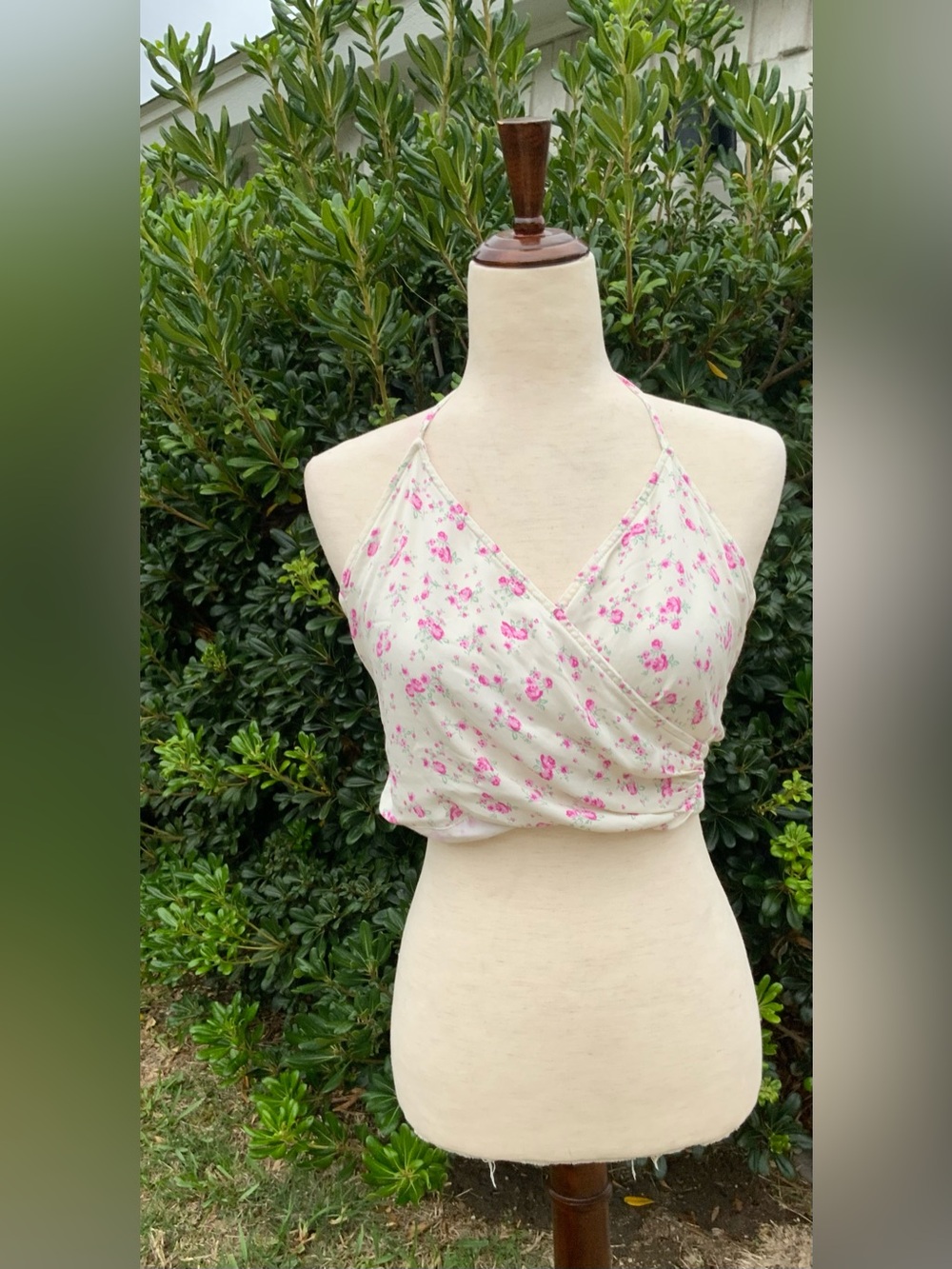 Zara Floral Halter Crop Top XS Cream Pink Boho Chic
